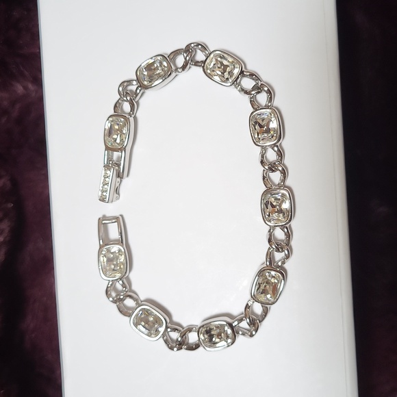Swarovski Jewelry - Vintage Swarovski Tennis Bracelet!